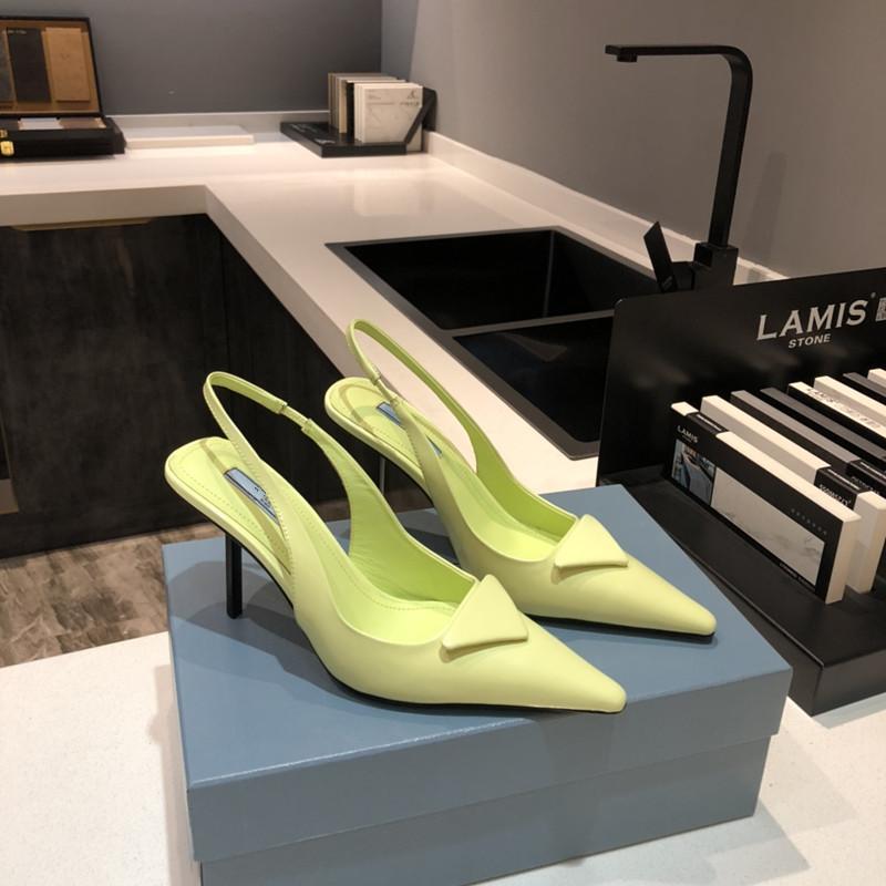 2021 latest women's sandals single shoes stiletto middle heel exquisite craft pointed design luxury leather material size for 35-42, Pink
2021 latest women's sandals single shoes stiletto middle heel exquisite craft pointed design luxury leather material size for 35-42, Pink