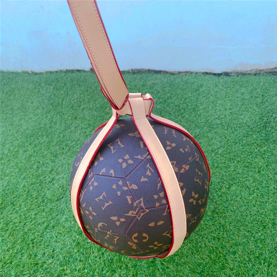 XLVX Spalding Co signed Leather Soccer football ball net high quality son Final KYIV size 5 granules slip resistant PU Sewing Match Training outdoor
XLVX Spalding Co signed Leather Soccer football ball net high quality son Final KYIV size 5 granules slip resistant PU Sewing Match Training outdoor