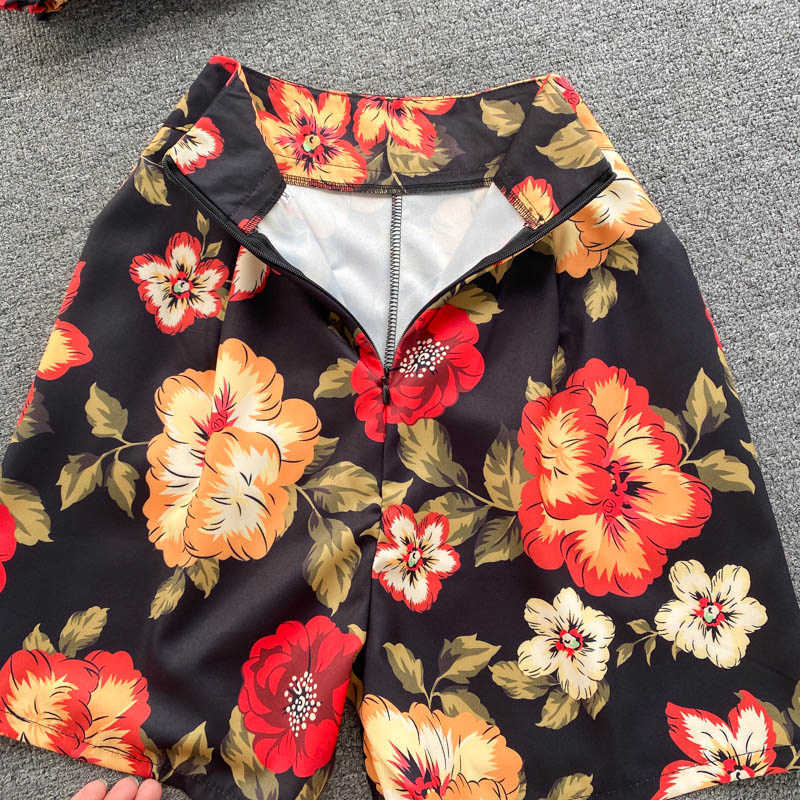 DEAT Women Slash Neck Printing Top Shorts Arrivals Two Piece Set Temperament Fashion Spring Summer 11D1562 210709