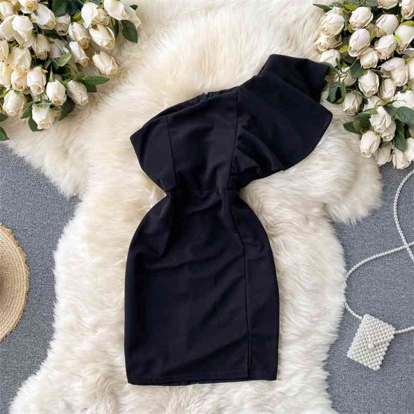 One Shoulder Ruffles Mini Bodycon Dress Women Elegant Party Vestidos Inclined Collar Slim Fit Sexy Evening Club Summer Dresses 210603, White
One Shoulder Ruffles Mini Bodycon Dress Women Elegant Party Vestidos Inclined Collar Slim Fit Sexy Evening Club Summer Dresses 210603, White