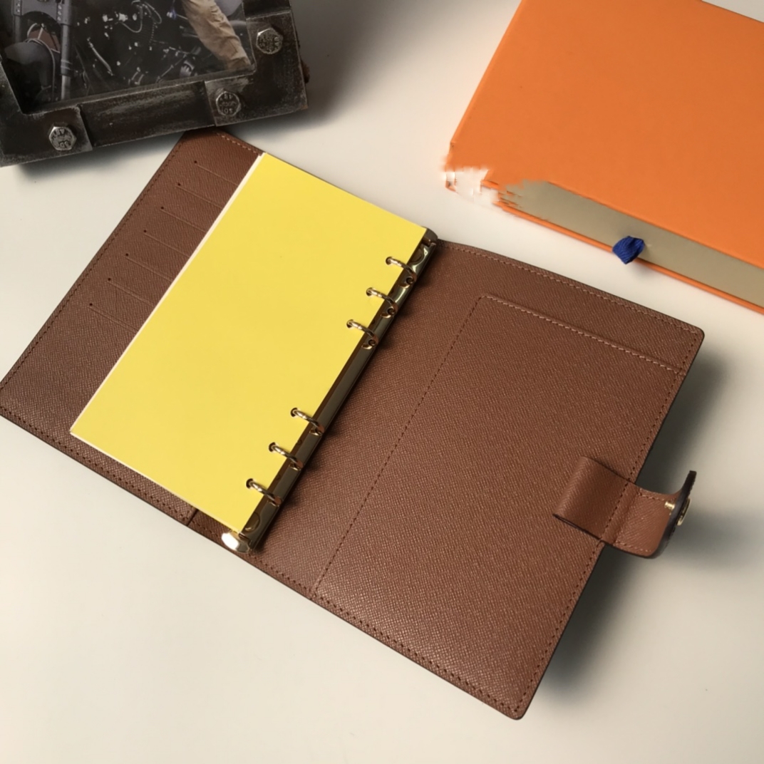 High quality black grid real Leather Card Holders middle size notebook brown passpost case old Flower bags western Designer Luxury bag, Brown grid
High quality black grid real Leather Card Holders middle size notebook brown passpost case old Flower bags western Designer Luxury bag, Brown grid
