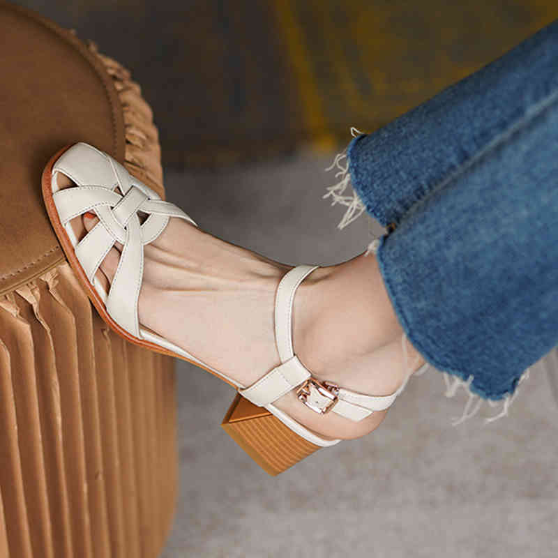 sandals genuine leather women's sandals high-heeled platform will see comfortable, casual hollow buckles out of the 40-sized women. f6l, Black
sandals genuine leather women's sandals high-heeled platform will see comfortable, casual hollow buckles out of the 40-sized women. f6l, Black
