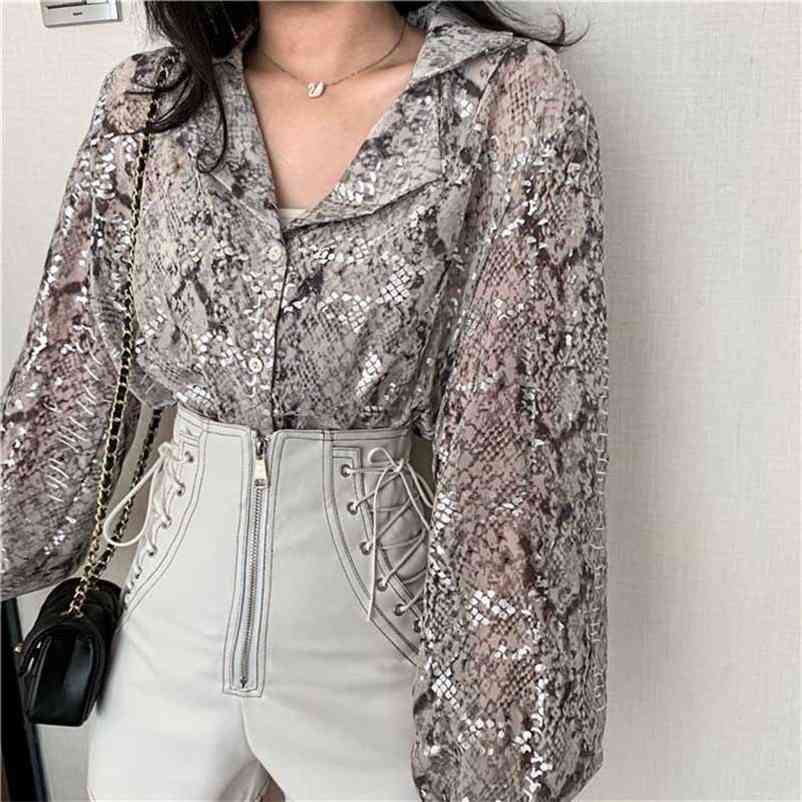 Snake Print Sequined Blouse Glitter Lady Top Long Sleeve Button Down Shirt Women Autumn Korean Fashion Short Suits 210519, Shorts
Snake Print Sequined Blouse Glitter Lady Top Long Sleeve Button Down Shirt Women Autumn Korean Fashion Short Suits 210519, Shorts