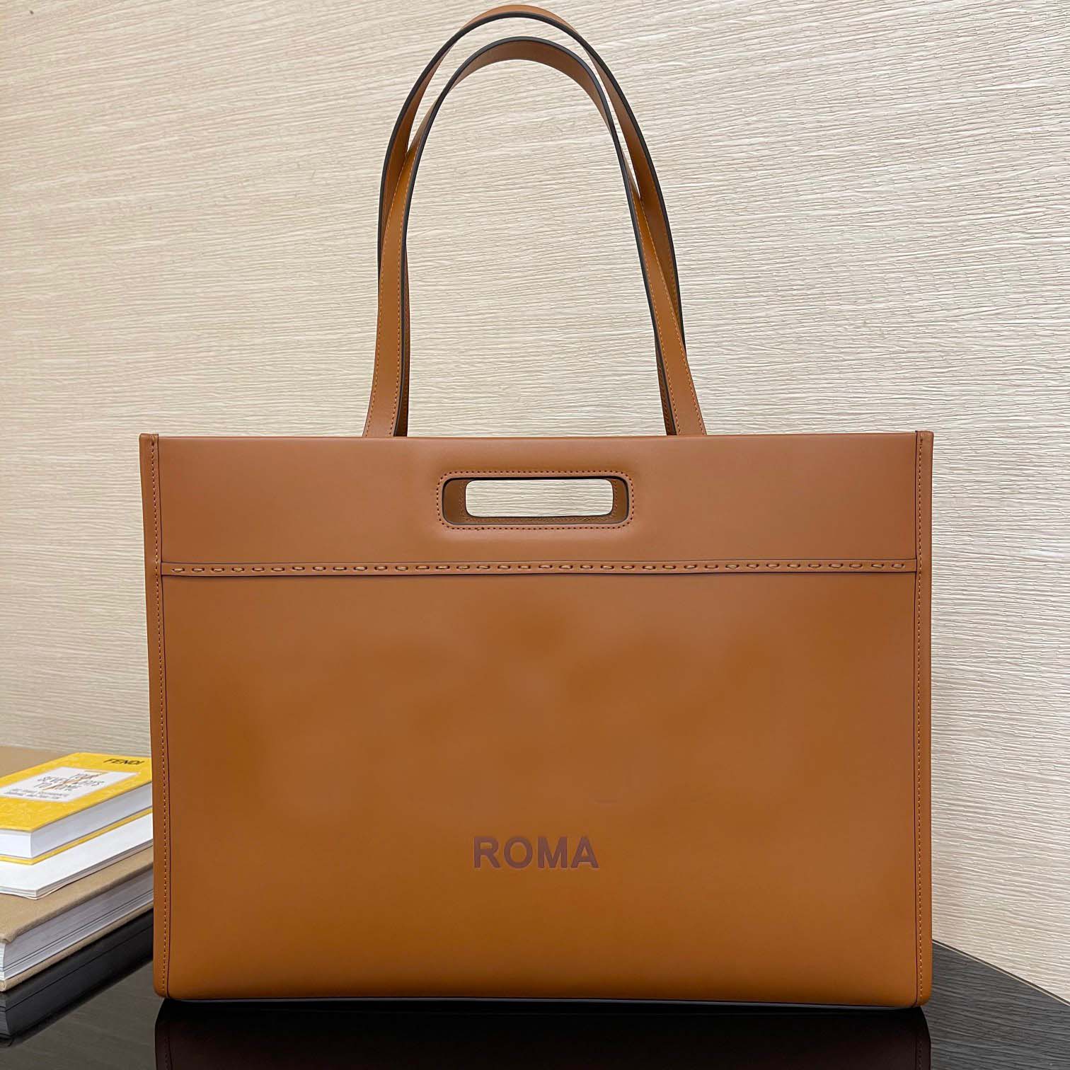 Designer fashion shoulder luxury chain tote 41cm bags handbags High quality purses Crossbody bag Retro decoration wallet, Black
Designer fashion shoulder luxury chain tote 41cm bags handbags High quality purses Crossbody bag Retro decoration wallet, Black
