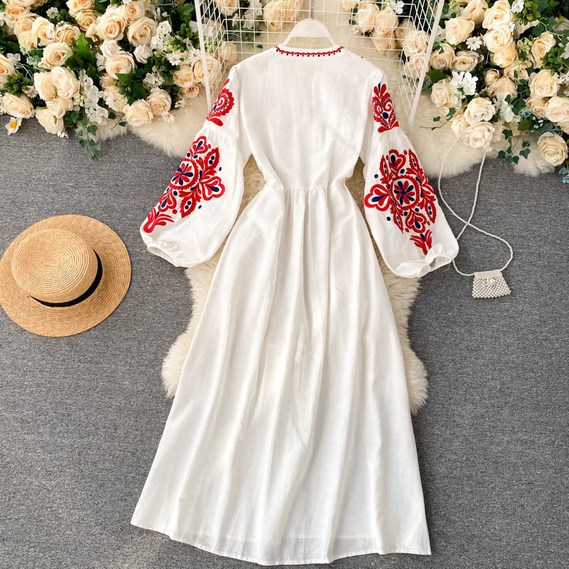 2021women autumn dresses bohemian embroidered flower o-neck lantern sleeve high waist pleated dress all-match female vestidos gk393, Black;gray
2021women autumn dresses bohemian embroidered flower o-neck lantern sleeve high waist pleated dress all-match female vestidos gk393, Black;gray