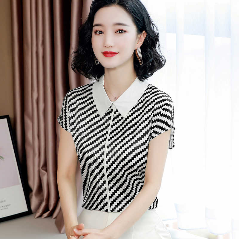 Korean Silk Women Blouses Shirt Woman Plaid Lady Satin Tops Plus Size Print Blusas Mujer De Moda 210531