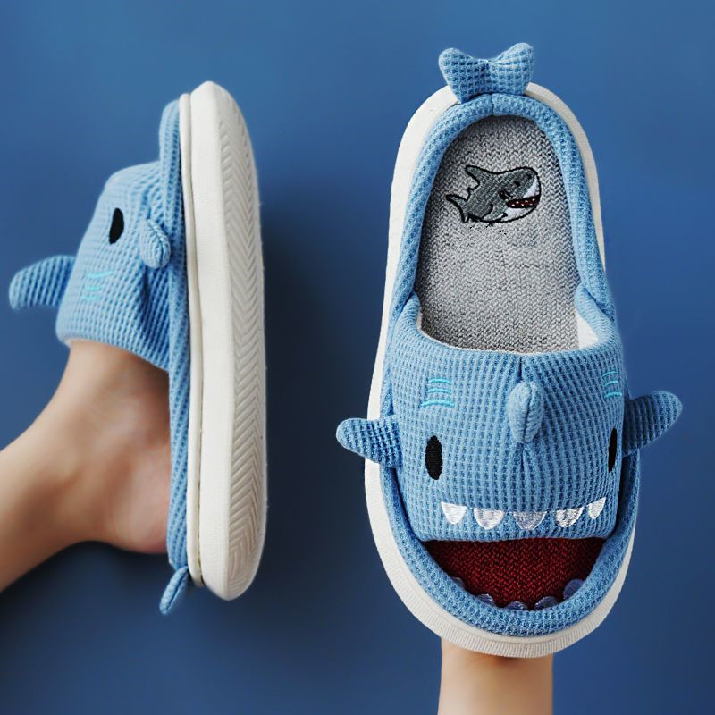 Winter fashion lovely thick bottom cartoon linen slippers for home comfortable soft massage couple cotton shoes 36-41 Factory direct sale