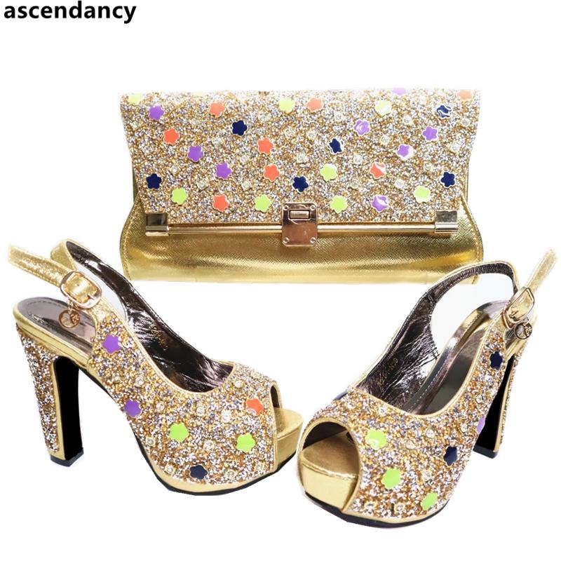 Italian Women Shoes And Bag Set Decorated With Rhinestone Gold Color Italy For Wedding African Party Dress, Black
Italian Women Shoes And Bag Set Decorated With Rhinestone Gold Color Italy For Wedding African Party Dress, Black