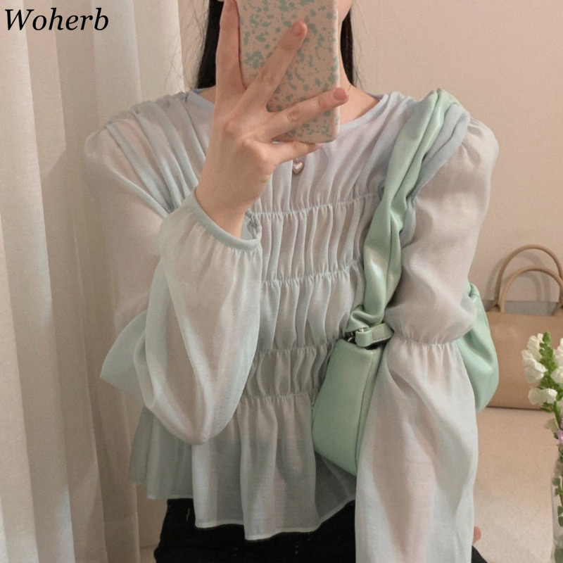 Korean Pleated Chiffon Shirts Women Summer Casual Blusa Puff Sleeve O Neck Slim Fit Blouse Temperament Solid Tops 210519