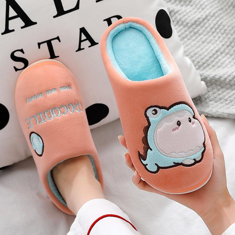 Winter Slippers Women 3D Embroidery Cartoons Warm Plush Shoes Home Indoor House Fur Couples Memory Form, Black
Winter Slippers Women 3D Embroidery Cartoons Warm Plush Shoes Home Indoor House Fur Couples Memory Form, Black