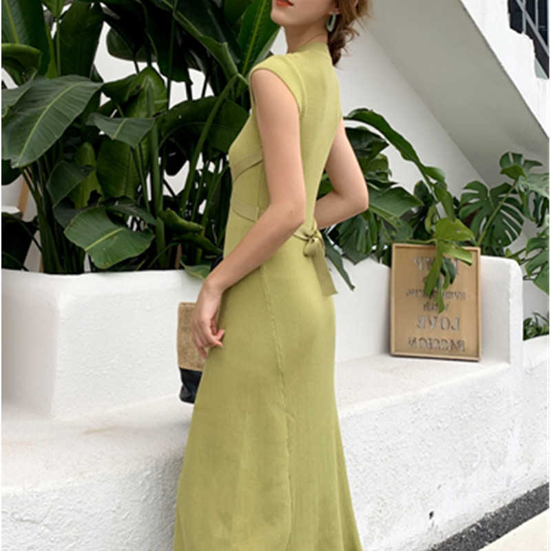 Women Slim Tank Dresses Split O Neck Knitted Long Dress Elegant Ladies Sleeveless Bodycon Sweater Dresses Vestidos 210630