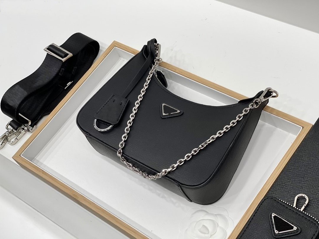 handbags hobo for women shoulder bag pack lady Composite Tote chains canvas handbag presbyopic purse messenger bags Wholesale, Black
handbags hobo for women shoulder bag pack lady Composite Tote chains canvas handbag presbyopic purse messenger bags Wholesale, Black
