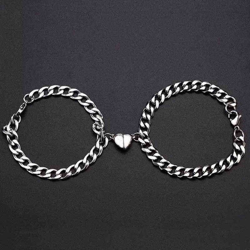 2021 2pcs Punk Silver Color Chain Couple Bracelet for Women Zinc Alloy Romantic Magnet Men Paired Things Fashion Jewelry
2021 2pcs Punk Silver Color Chain Couple Bracelet for Women Zinc Alloy Romantic Magnet Men Paired Things Fashion Jewelry