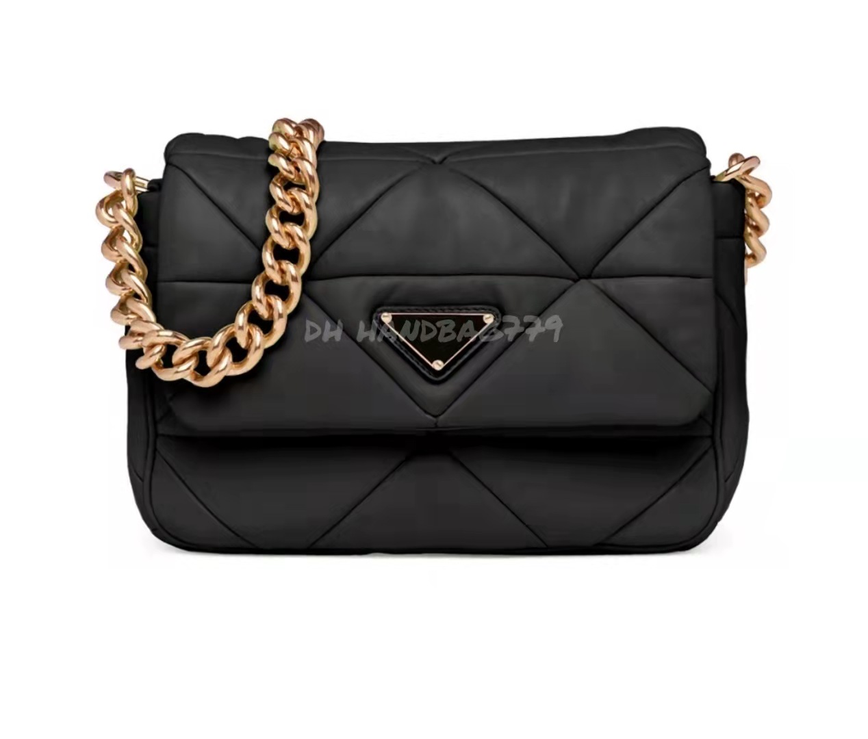 Women trend Shoulder Bags Sheepskin skin friendly three in one Unique Meg grain Black gold chain Cross small square bag shiny zero purse, 1111111
Women trend Shoulder Bags Sheepskin skin friendly three in one Unique Meg grain Black gold chain Cross small square bag shiny zero purse, 1111111