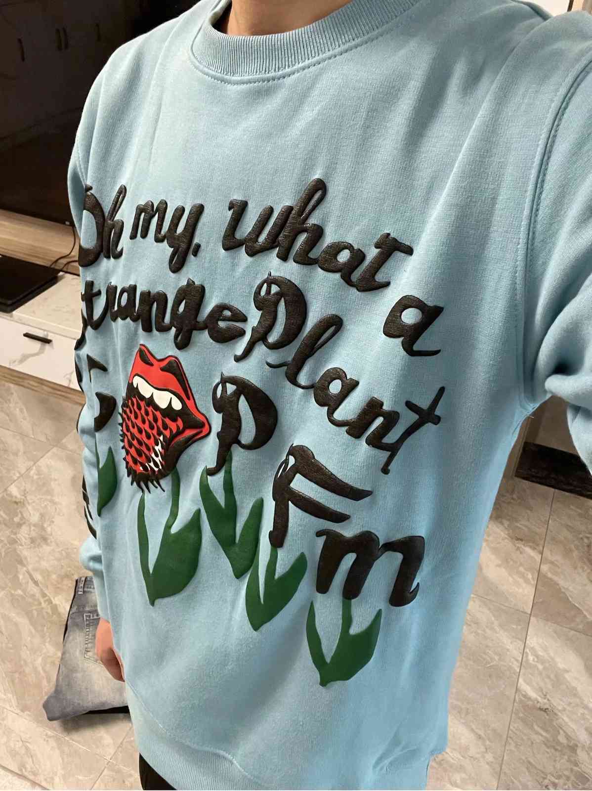 2022 cpfm.xyz new wave rapper sweater with limited stereo relief printing, Light blue
2022 cpfm.xyz new wave rapper sweater with limited stereo relief printing, Light blue