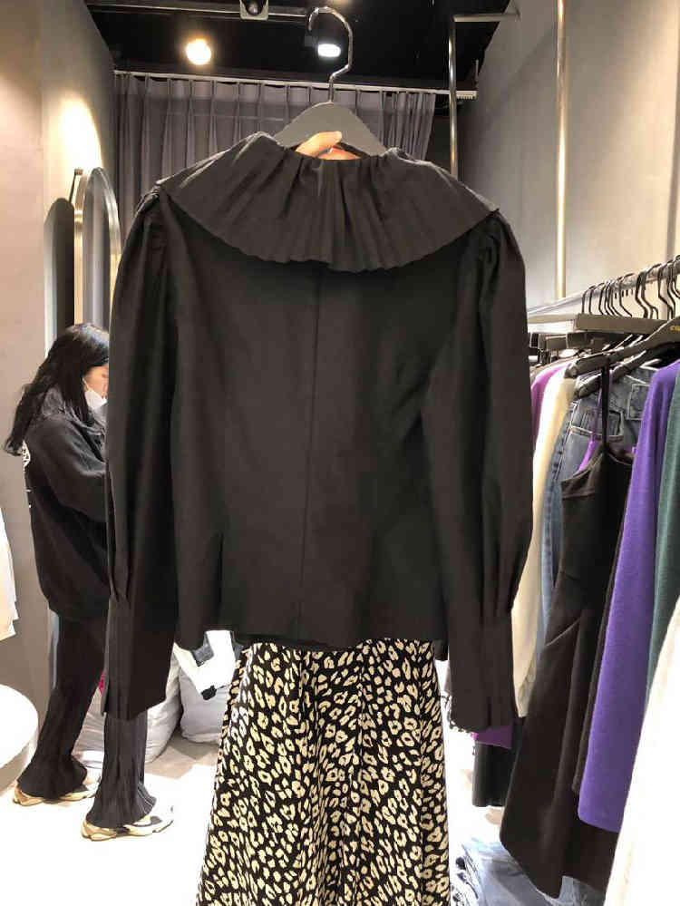 Nomikuma Korean Pleated Peter Pan Collar Women Shirts Flare Long Sleeve Causal Blouse Autumn Winter New Blusas Mujer 6D152 210427