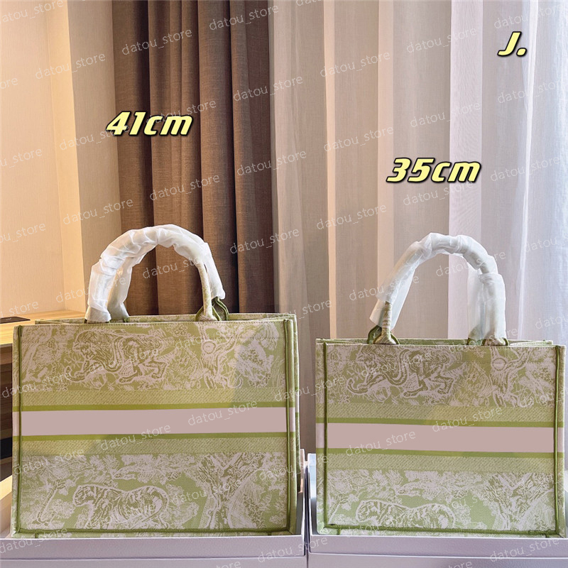 Fashion Women Luxurys Designers Large Tote Bags Canvas Book Totes Shopper Designer Bag Handbags Womens Shopping Shoulder Bag, Extra cost
Fashion Women Luxurys Designers Large Tote Bags Canvas Book Totes Shopper Designer Bag Handbags Womens Shopping Shoulder Bag, Extra cost