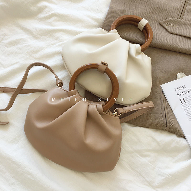 TOP quality crossbody mini Bag totes Shoulder handbags famous Camera Women Luxurys Designers Bags 2021 FASHION clutch leather color STYLE handbag wallet purse, Coffee
TOP quality crossbody mini Bag totes Shoulder handbags famous Camera Women Luxurys Designers Bags 2021 FASHION clutch leather color STYLE handbag wallet purse, Coffee