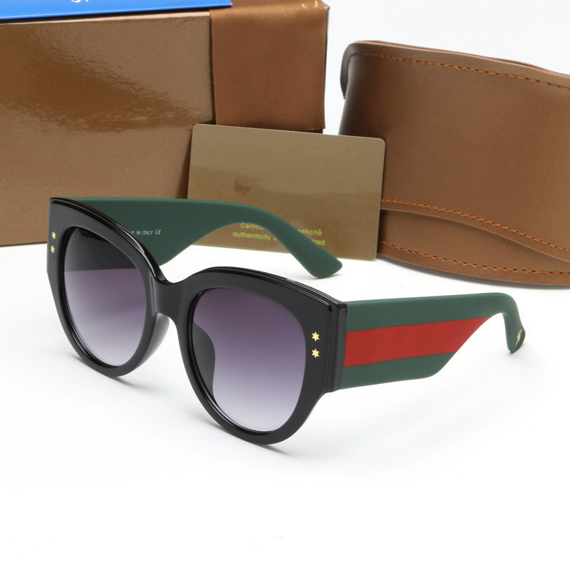 Luxury Italy classic 3864 sunglasses Polarized men woman little bee design fashion sun glasses good quality man driving shade eyeglasses, White;black
Luxury Italy classic 3864 sunglasses Polarized men woman little bee design fashion sun glasses good quality man driving shade eyeglasses, White;black