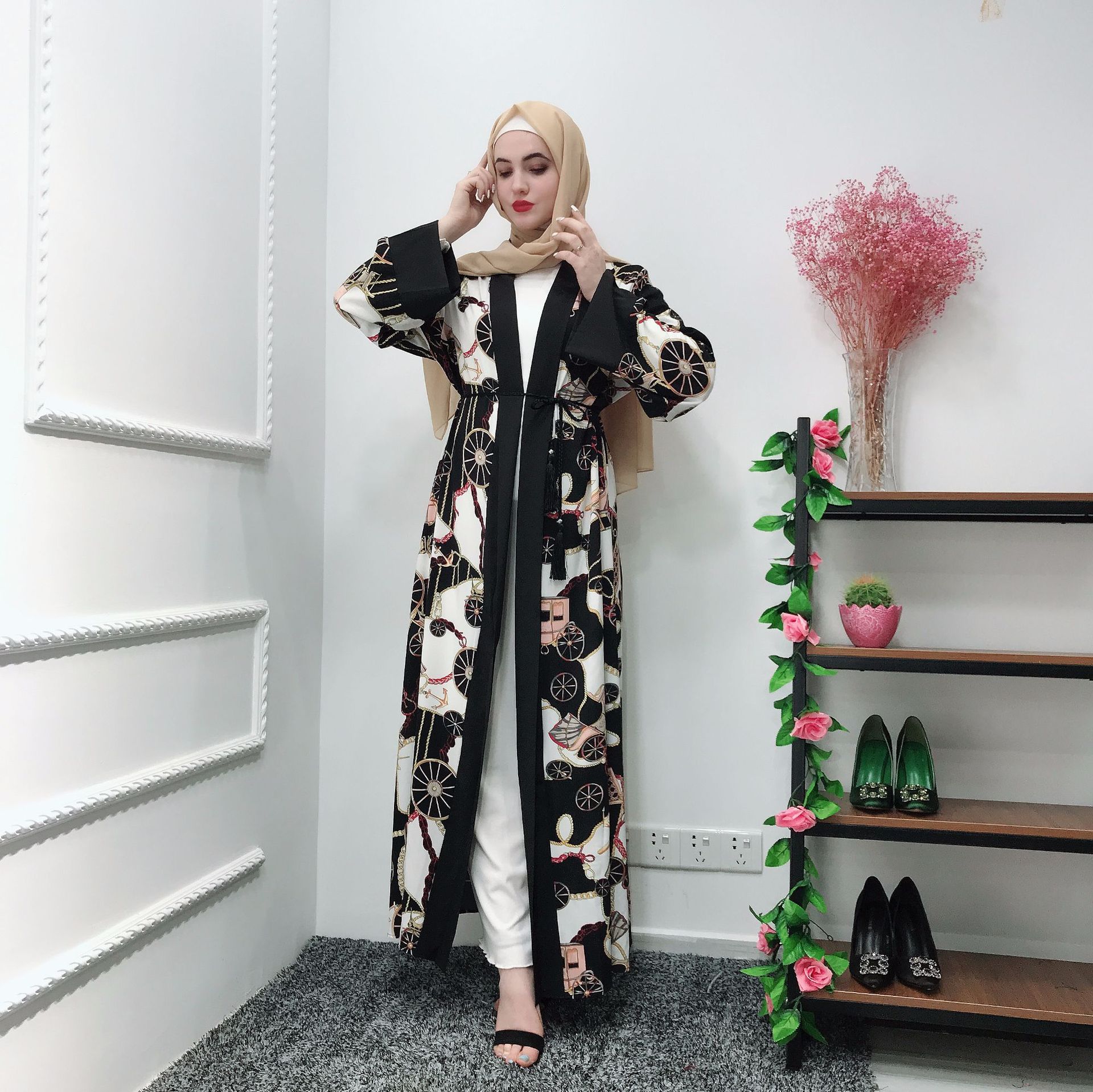 Muslim Abaya Dress Women Jilbab Floral Lace Jubah Long Robe Hijab Elbise Turkey Moroccan Kaftan Kimono Caftan Islamic Clothing
Muslim Abaya Dress Women Jilbab Floral Lace Jubah Long Robe Hijab Elbise Turkey Moroccan Kaftan Kimono Caftan Islamic Clothing