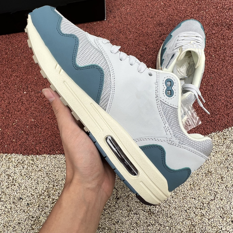 Patta Noise Aqua Sports Shoes Men Running Shoe Mens Sneakers Women Sneaker Womens Trainers Athletic Trainer DH1348-004
Patta Noise Aqua Sports Shoes Men Running Shoe Mens Sneakers Women Sneaker Womens Trainers Athletic Trainer DH1348-004