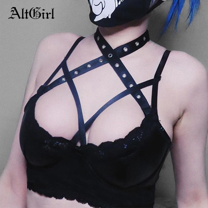 Women' Tanks & Camis AltGirl Summer Sexy Gothic Women Harajuku Punk Mall Goth Lace Trim Cross Strap Crop Tank Tops Emo Alternative E-girl V, Black
Women' Tanks & Camis AltGirl Summer Sexy Gothic Women Harajuku Punk Mall Goth Lace Trim Cross Strap Crop Tank Tops Emo Alternative E-girl V, Black