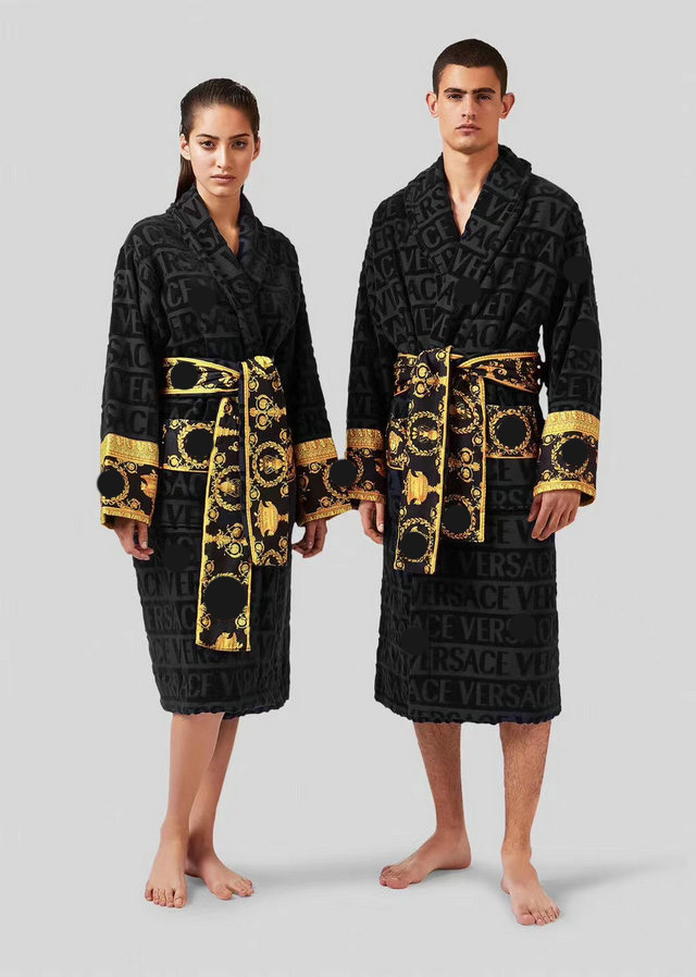 2021 New Designer clothing Classic letter Men's Sleepwear 100% Cotton Turn-down Collar 5A quality women Robes popular Bath Robes Black whiteFDFDDR, Red
2021 New Designer clothing Classic letter Men's Sleepwear 100% Cotton Turn-down Collar 5A quality women Robes popular Bath Robes Black whiteFDFDDR, Red