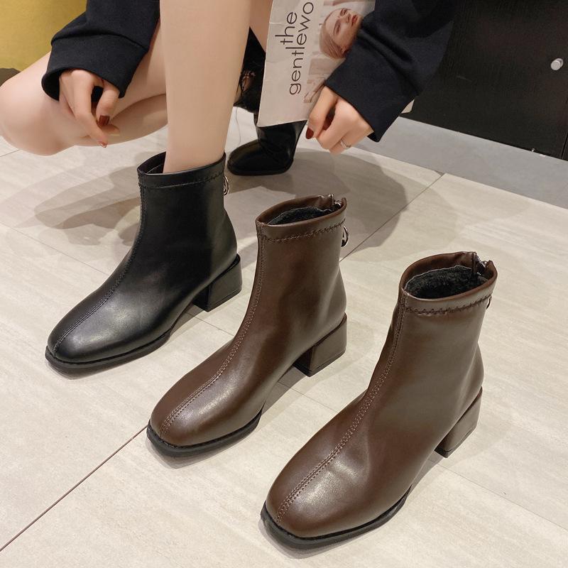 Square Head Retro Ankle Boots Women Shoes Woman Zipper Fashion Solid Black Leather Warm Plush Plus Size Ladies
Square Head Retro Ankle Boots Women Shoes Woman Zipper Fashion Solid Black Leather Warm Plush Plus Size Ladies