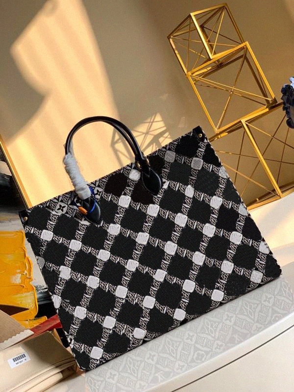 Onthego large capacity book totes fashion sac femme leather shoulder bag womens handbag duplex print Toron handle lady shopping bags n 97xf#
Onthego large capacity book totes fashion sac femme leather shoulder bag womens handbag duplex print Toron handle lady shopping bags n 97xf#