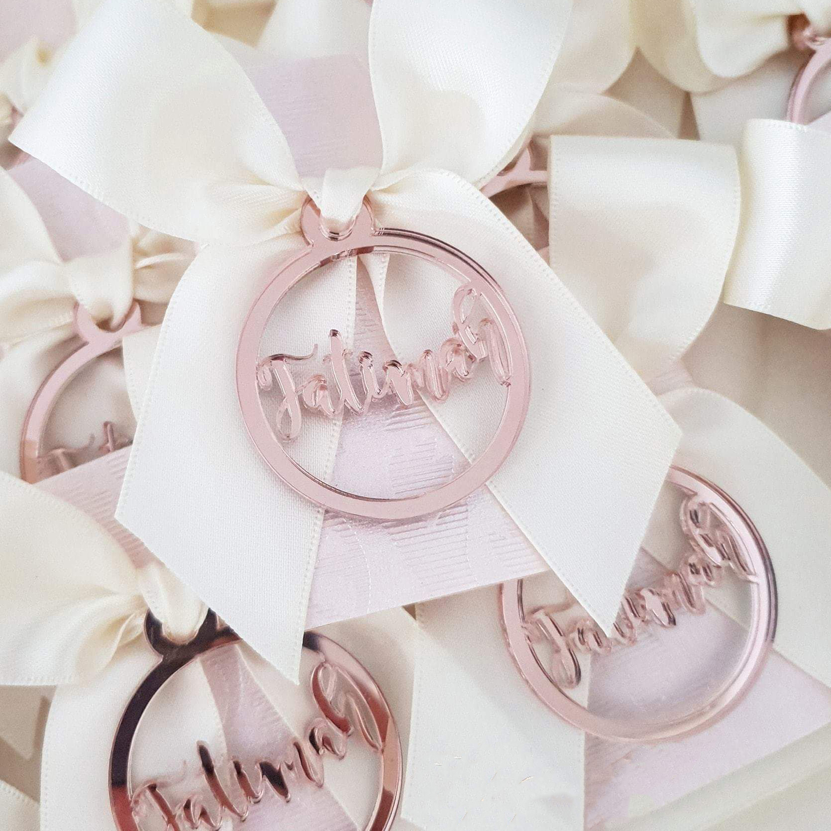 50 Pcs Personaized aser Cut Baby Name Rose God Mirror Round Decor For Baptism Christening Customized Circe Tags Bags Favors
50 Pcs Personaized aser Cut Baby Name Rose God Mirror Round Decor For Baptism Christening Customized Circe Tags Bags Favors