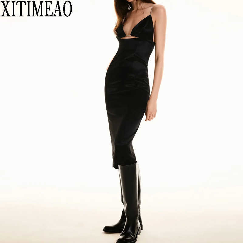 ZA Women Sexy Suspenders Low Chest Open Back Side V Neck Long Dress Suspender Party Skirt XITIMEAO 210602, Black
ZA Women Sexy Suspenders Low Chest Open Back Side V Neck Long Dress Suspender Party Skirt XITIMEAO 210602, Black