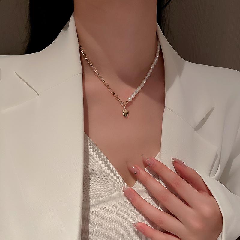 Pendant Necklaces Origin Summer Irregular Natural Freshwater Pearl Necklace For Women Girls Love Heart Chunky Chain Jewelry
Pendant Necklaces Origin Summer Irregular Natural Freshwater Pearl Necklace For Women Girls Love Heart Chunky Chain Jewelry