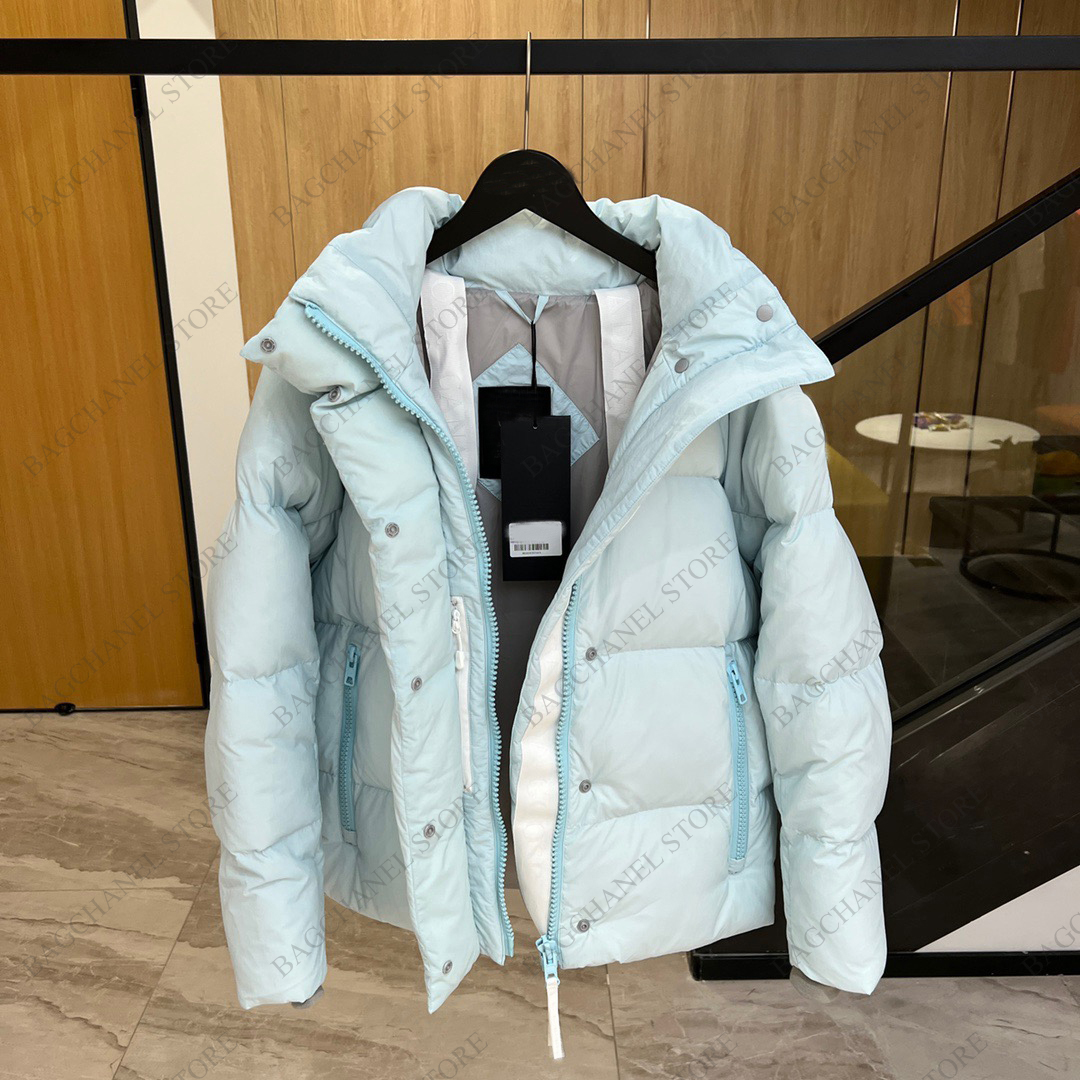 Women Outerwear High quality down pakeas men's & women's designer jacket warm and lightweight downcost fashion leaves in winter original top grade cotton coats, Make up for price
Women Outerwear High quality down pakeas men's & women's designer jacket warm and lightweight downcost fashion leaves in winter original top grade cotton coats, Make up for price
