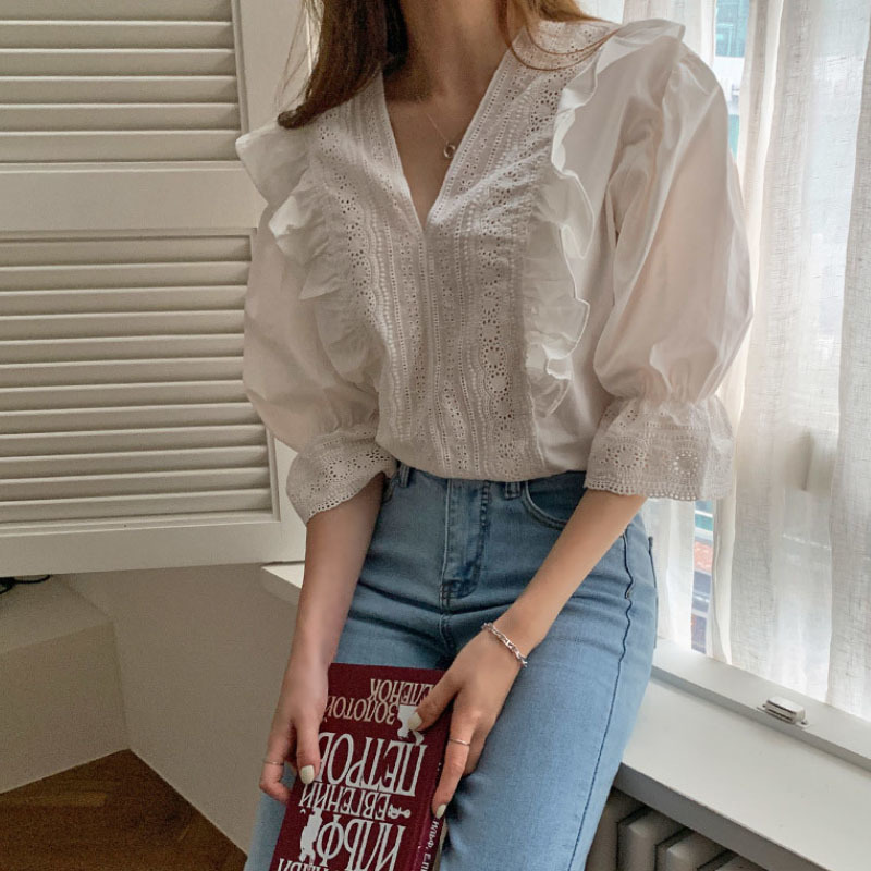 Korean Retro Elegant Blouses Short Sleeve Women's Shirts White Shirt for Women Cotton Hollow Out Beautiful 13500 210427