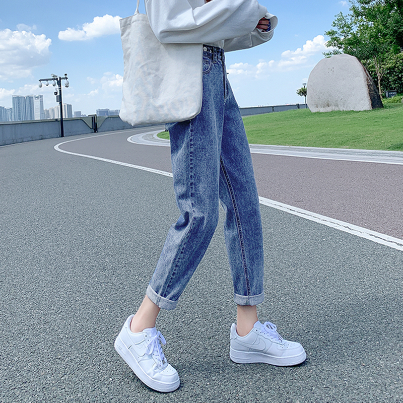 2011loose high waist denim harem pants women 2021 new casual mom jeans straight leg trousers korean fashion sweatpants female, Blue
2011loose high waist denim harem pants women 2021 new casual mom jeans straight leg trousers korean fashion sweatpants female, Blue