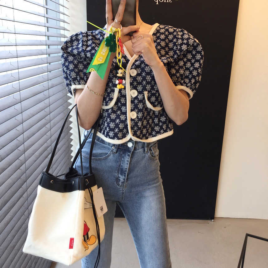 Korejpaa Women Shirt Summer Korean Chic Retro Slimming V-Neck Border Contrast Lace Embroidered Flower Puff Sleeve Blouses 210526