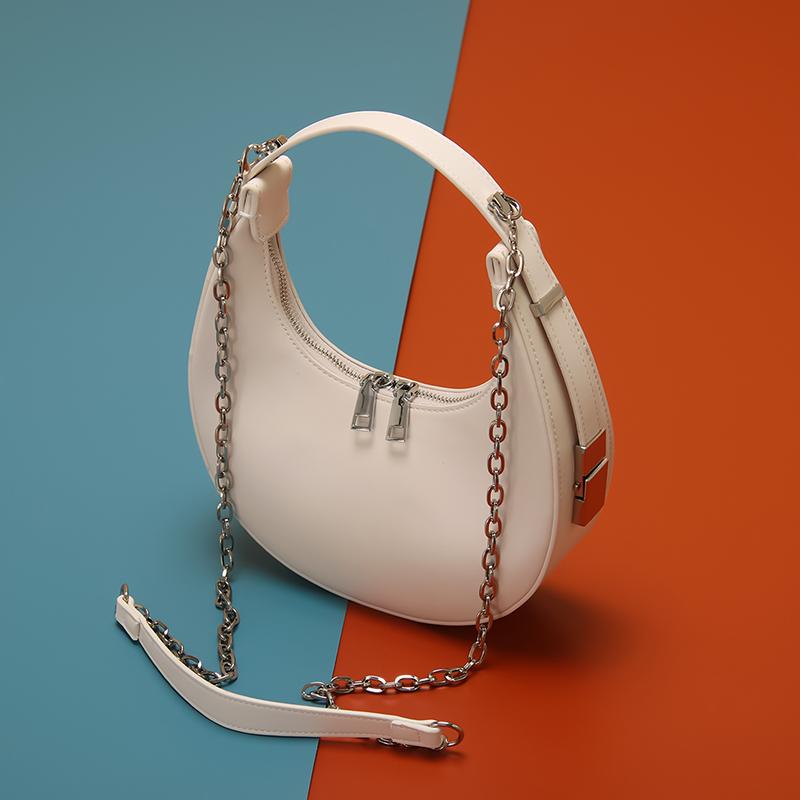 Evening Bags Circel Handle Underarm Shoulder For Women 2022 Luxury Designer Handbag Beige And Black Stylish Trend Lady Purses Totes
Evening Bags Circel Handle Underarm Shoulder For Women 2022 Luxury Designer Handbag Beige And Black Stylish Trend Lady Purses Totes