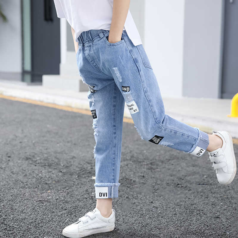 Summer and Spring Chic Cuffed Denim Jeans Small Feet Loose Holes Trousers Kids Boy Bottoms 210528