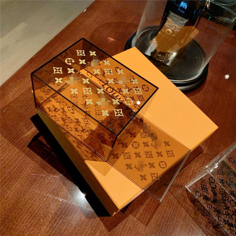 2021 European-style Tissue Boxes fashion design paper box luxury high quality Napkins
2021 European-style Tissue Boxes fashion design paper box luxury high quality Napkins