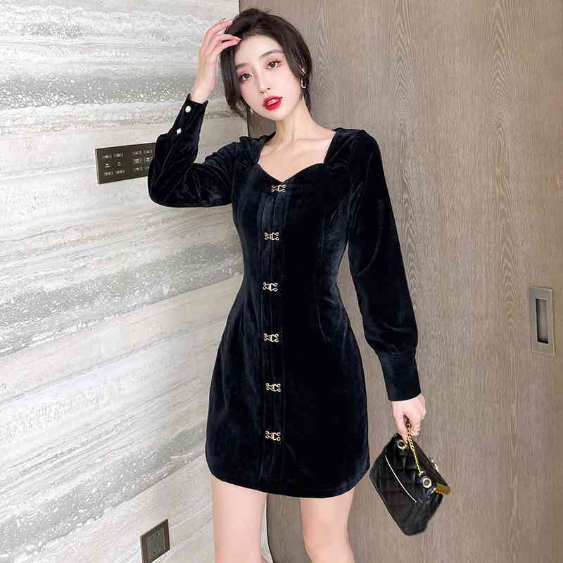 Spring And Autumn Women Vintage Square Collar Black Velvet Dress Ladies Chic Long Sleeve Single-Breasted A Line Vestido 210520