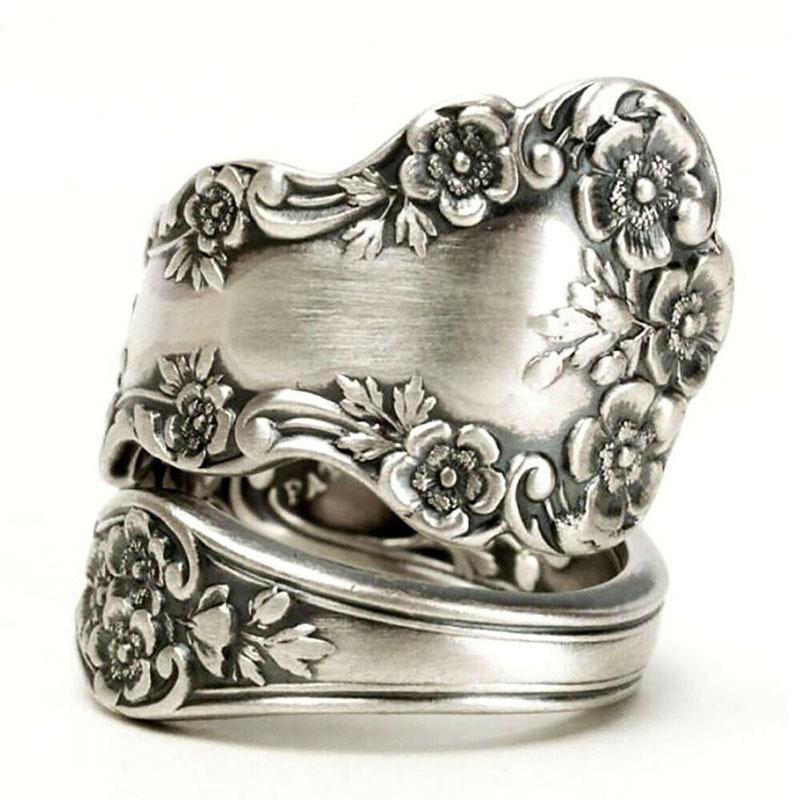 Cluster Rings Art Carved Flower Ring For Women Vintage Jewelry Silver Color Wholesale Finger Retro Accessories Female Fashion KBR332, Golden;silver
Cluster Rings Art Carved Flower Ring For Women Vintage Jewelry Silver Color Wholesale Finger Retro Accessories Female Fashion KBR332, Golden;silver