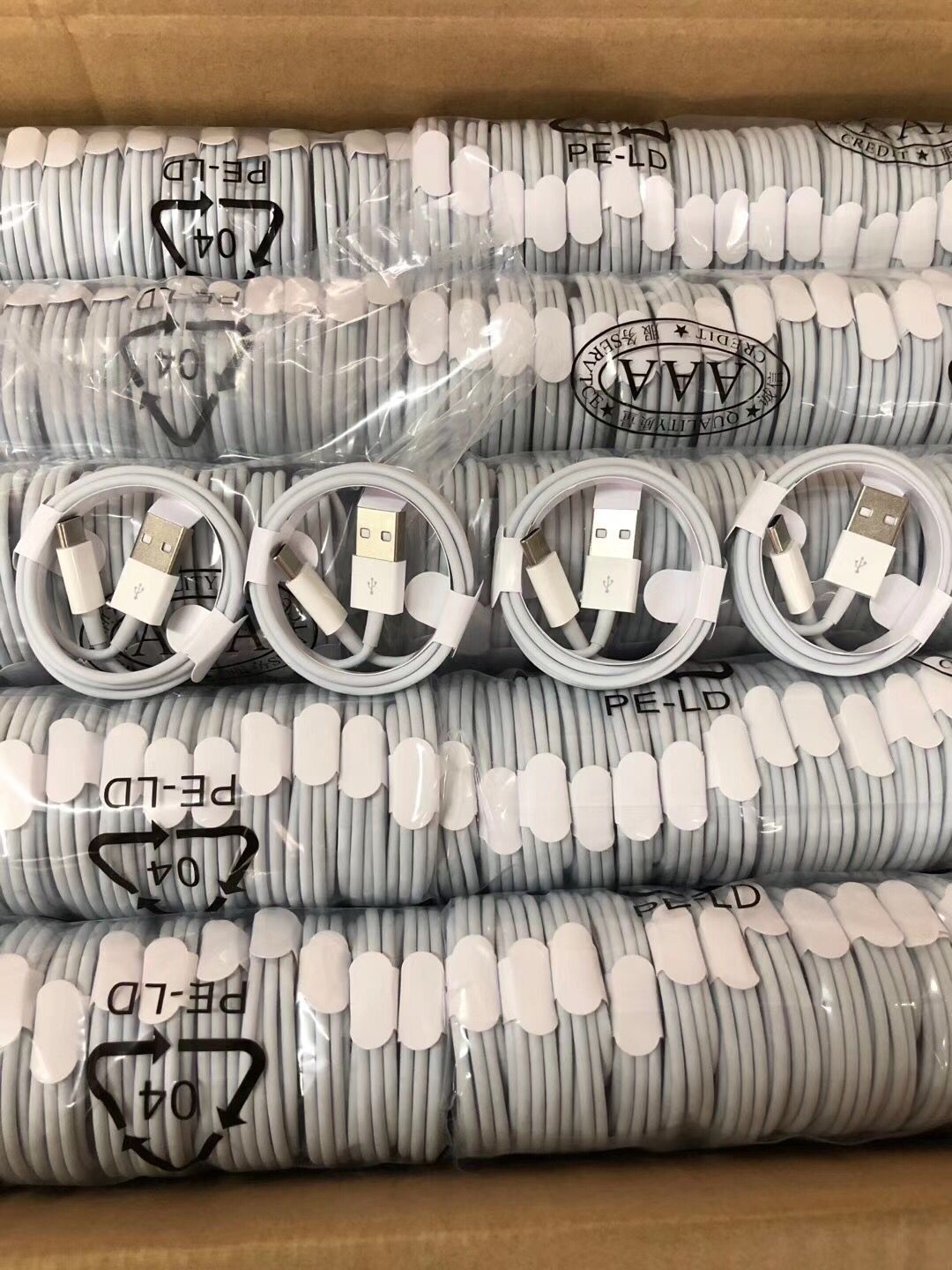 1m 3ft high speed type c micro usb-c cable data sync charging cables for samsung s6 s7 edge s8 s9 s10 htc lg usb phone wire, White
1m 3ft high speed type c micro usb-c cable data sync charging cables for samsung s6 s7 edge s8 s9 s10 htc lg usb phone wire, White