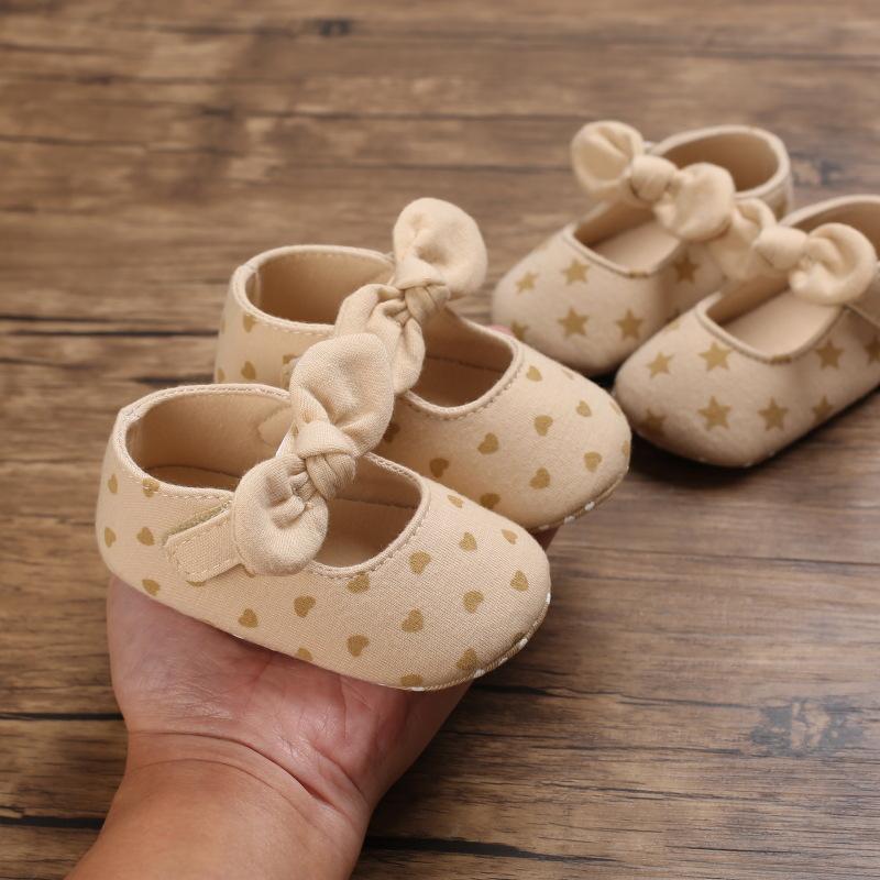 First Walkers Spring/Summer Baby Boy Girl Moccasins Moccs Shoes Bow Fringe Soft Soled Non-slip Footwear Crib
First Walkers Spring/Summer Baby Boy Girl Moccasins Moccs Shoes Bow Fringe Soft Soled Non-slip Footwear Crib