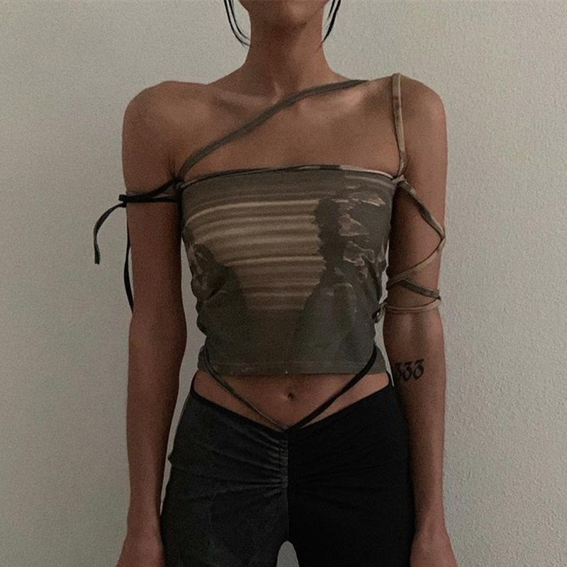Fashion Print Sleeveless Crop Tops for Women Bandage Sexy Baless Tie Up Halter Top Female Cropped Top Summerhigh quality, Army green
Fashion Print Sleeveless Crop Tops for Women Bandage Sexy Baless Tie Up Halter Top Female Cropped Top Summerhigh quality, Army green