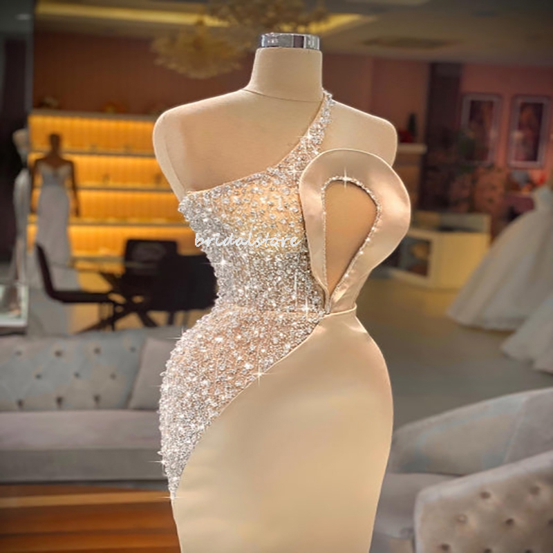 One Shoulder Gold Prom Dresses With Rhinestone Crystal 2022 Sexy Keyhole Front Mermaid Evening Dress 2022 Elegant Black Girls Pageant Formal Party Wea