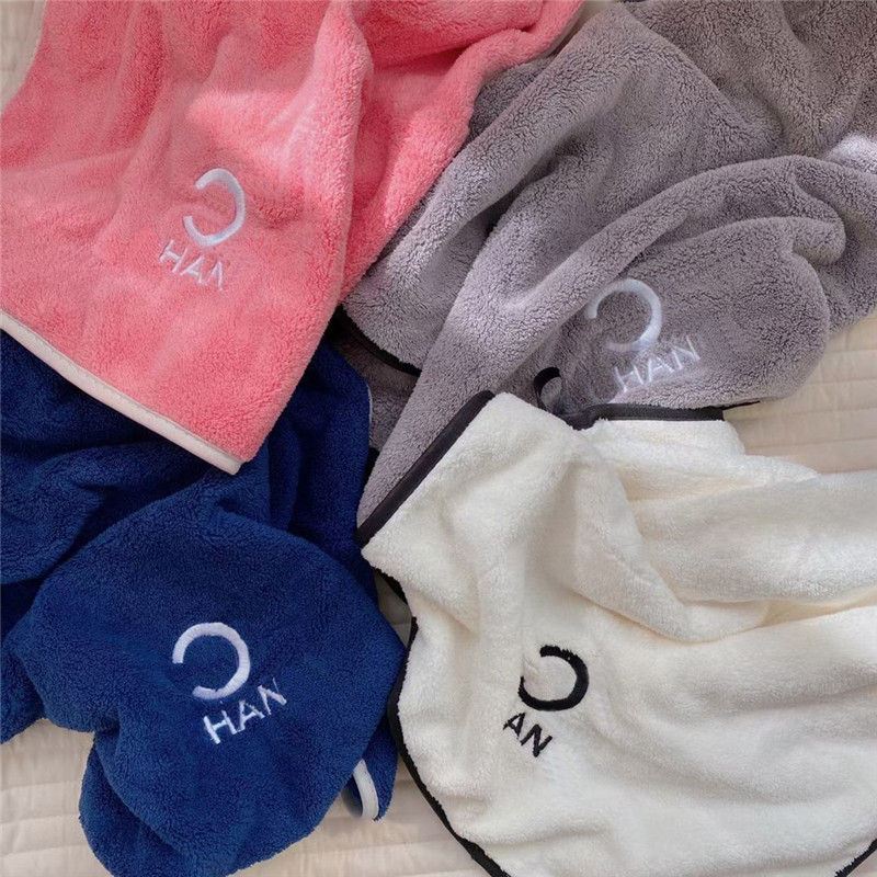 Soft Cotton Towel Set Luxury Designer Home Textiles Letter Embroidery Mens Womens Bath Face Wash Water-absorption Towels Washcloth, Free
Soft Cotton Towel Set Luxury Designer Home Textiles Letter Embroidery Mens Womens Bath Face Wash Water-absorption Towels Washcloth, Free
