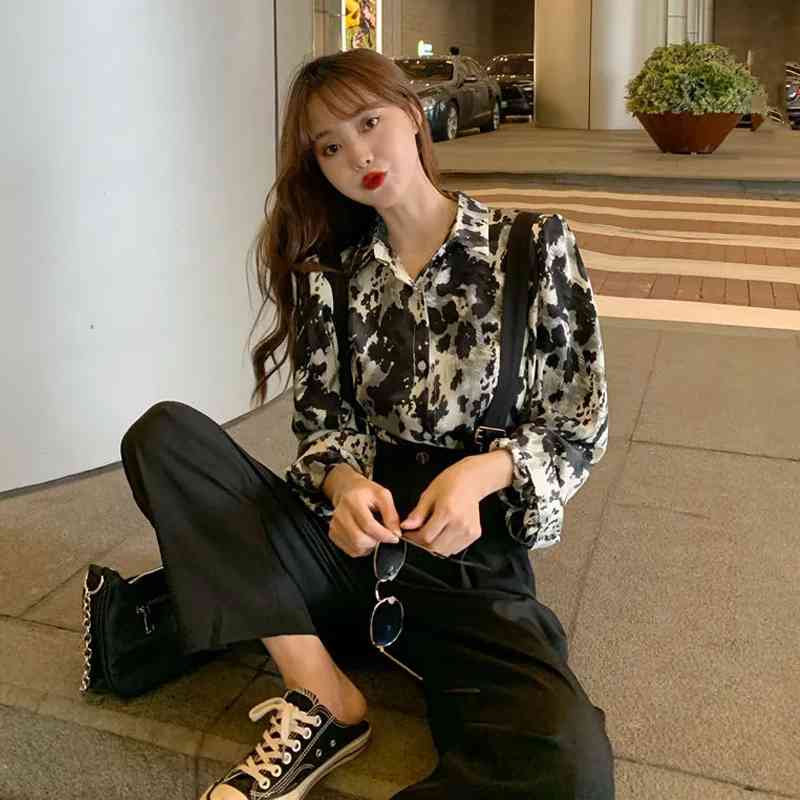 Spring Street Style Camouflage Print Oversize Women' Tunic Shirt Long Sleeve Ladies Blouse Button Up Loose Female Tops 210521, Sku
Spring Street Style Camouflage Print Oversize Women' Tunic Shirt Long Sleeve Ladies Blouse Button Up Loose Female Tops 210521, Sku