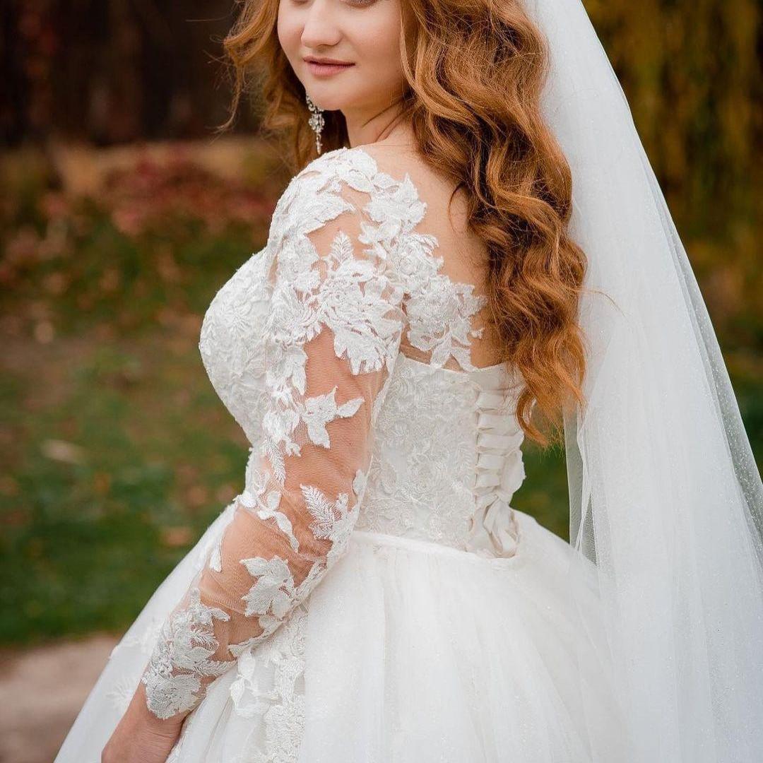 Plus Size Ball Gown Wedding Dresses 2021 Long Sleeves Gorgeous Lace Applique Corset Back or Length Custom Made Garde Country Beach Vestidos De Novia