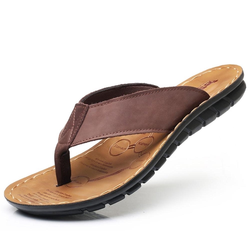 Cow Leather Men Beach Slippers Fashion Flip Flops With Soft Sole Trendy Comfortable Easy To Match Good Quality Summer Shoes 210628, Light brown 731
Cow Leather Men Beach Slippers Fashion Flip Flops With Soft Sole Trendy Comfortable Easy To Match Good Quality Summer Shoes 210628, Light brown 731