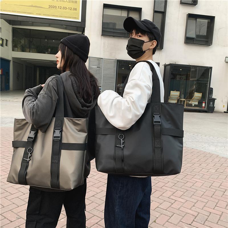 Evening Bags Oxford Large Capacity Shoulder Bag 2022 Sport Fitness Big Men Tote Short Distance Travel Male Handbag Waterproof Man Sac
Evening Bags Oxford Large Capacity Shoulder Bag 2022 Sport Fitness Big Men Tote Short Distance Travel Male Handbag Waterproof Man Sac